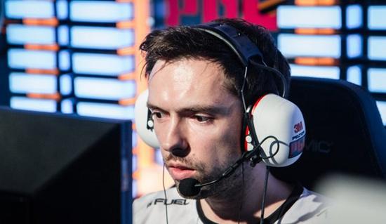 拳头新规引发国服玩家热议 LOL交流新规则解析